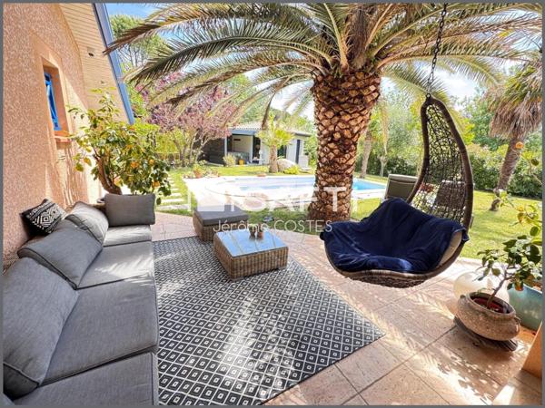 Villa d'architecte d'environ 196 m2