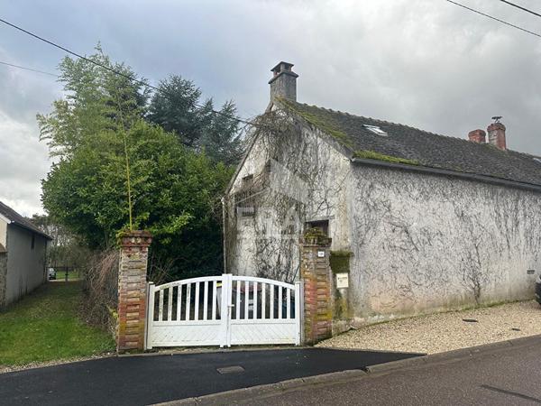 Maison Laval En Brie 5 chambre(s)