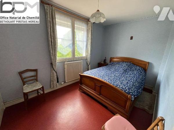 À vendre Maison de village pleine de charme à Valanjou (Chemillé-en-Anjou) 100 m² habitables et...