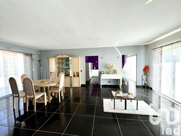 Maison traditionnelle 5 pièces de 155 m² à Honfleur (14600)