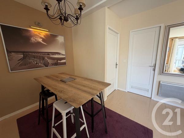 Appartement F3 à vendre  3 pièces - 62,95 m 2   ROYAN  - 17