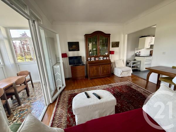 Maison à vendre  7 pièces - 172 m 2   SAUJON  - 17
