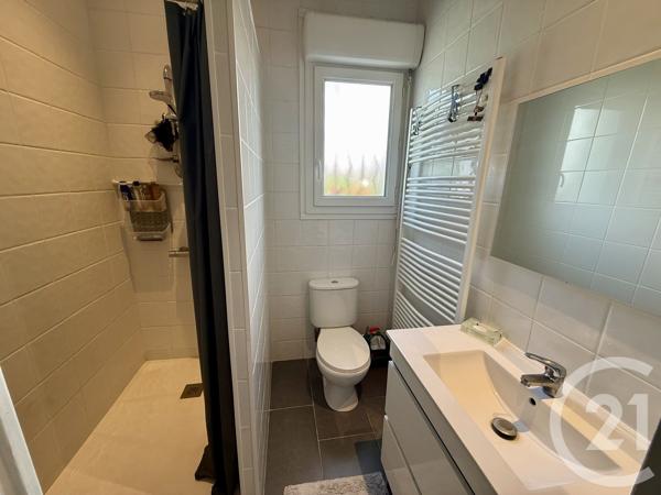 Maison à vendre  7 pièces - 172 m 2   SAUJON  - 17