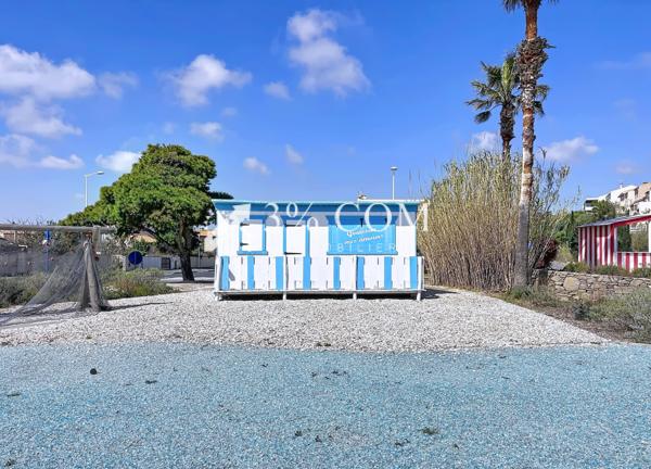 Studio
                                                                                                                                                                                                                                                                                                                        1 pièce(s)                                                                                                                                                                                                                                                                                                                              28.22  m²