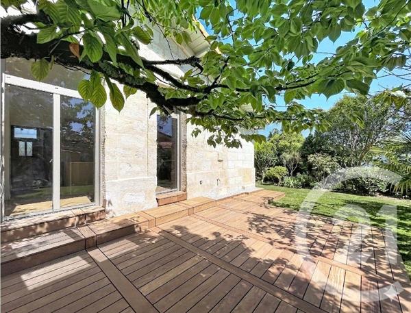 Maison à vendre  3 pièces - 117 m 2   BORDEAUX  - 33