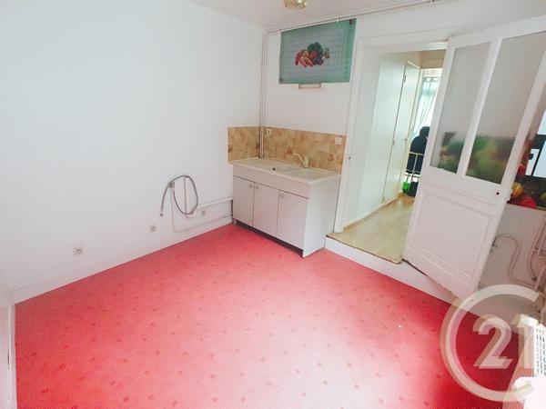 Immeuble à vendre  200 m2 BOLBEC - 76