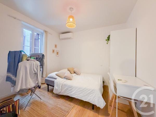 Appartement Chambre à vendre  6 pièces - 147,07 m 2   DAX  - 40