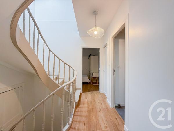 Appartement Chambre à vendre  6 pièces - 147,07 m 2   DAX  - 40