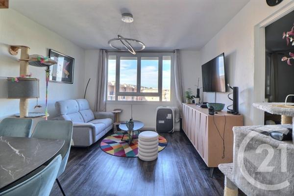 Appartement T2 à vendre  2 pièces - 41,76 m2 FREJUS - 83
