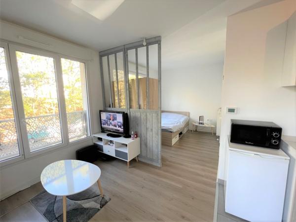 Location Appartement28,05 m² - 1 Pièce - MONTIGNY LE BRETONNEUX (78180)