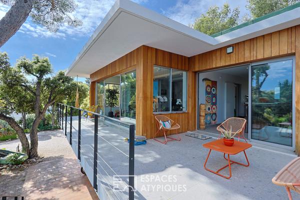 Villa californienne rénovée, havre d’élégance à deux pas des plages