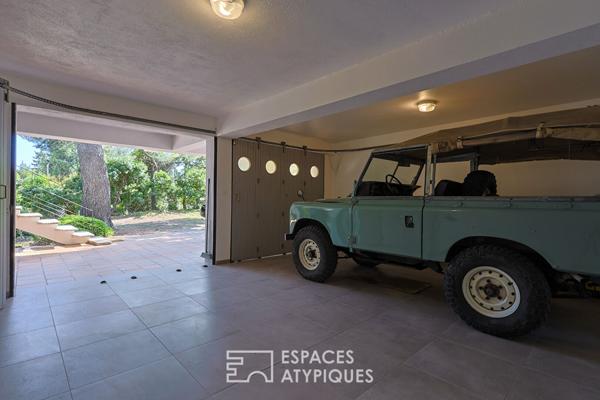 Villa californienne rénovée, havre d’élégance à deux pas des plages