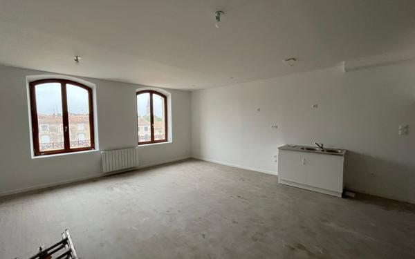Appartement à louer    3 pièces • 89,27 m2 Castelnaudary