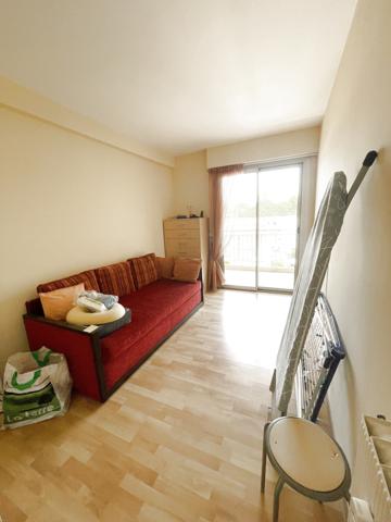 Bel appartement traversant Type T3 étage élevé