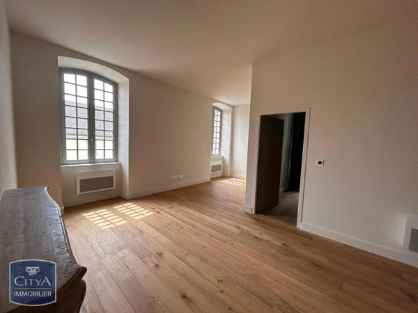 Appartement à louer 3 pièces 64.35m² Dole (39100)