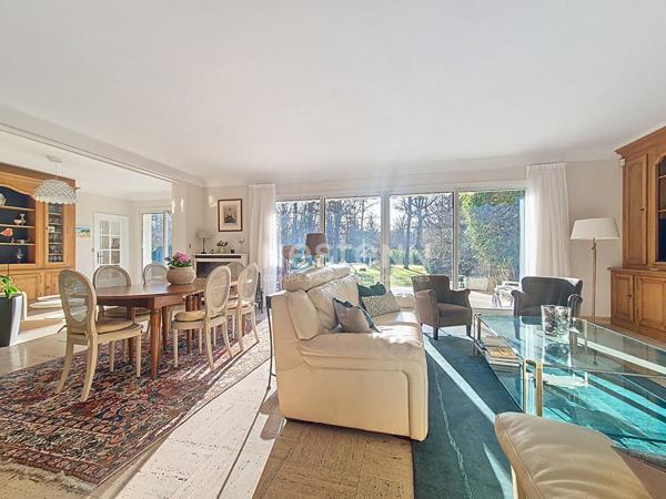 Maison Lamorlaye, 10 pièces, terrain 3800 m²