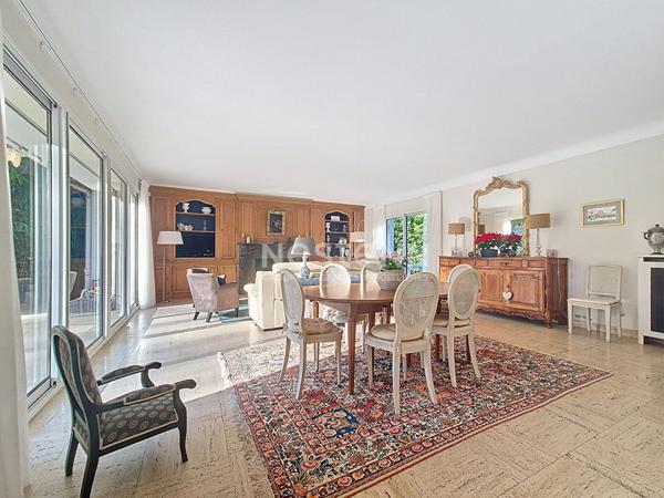 Maison Lamorlaye, 10 pièces, terrain 3800 m²