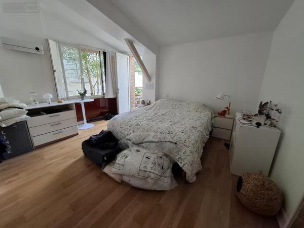 Appartement à vendre à Saintes en Charente-Maritime (17100), ref : 17111-735