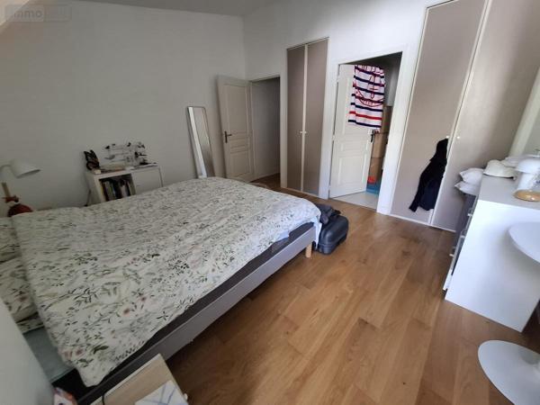 Appartement à vendre à Saintes en Charente-Maritime (17100), ref : 17111-735