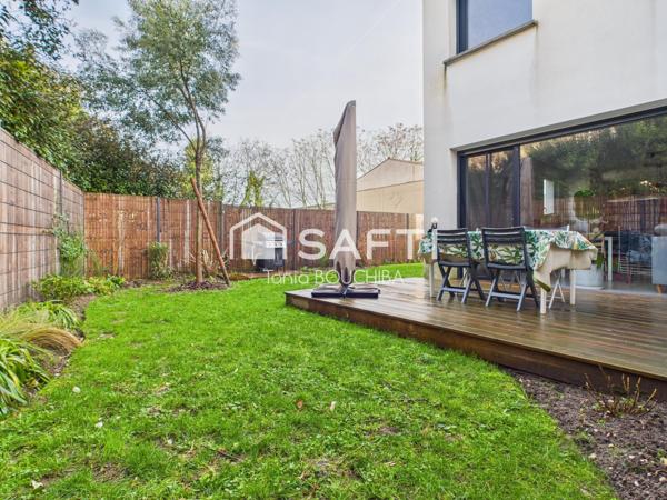 Maison contemporaine intra-rocade avec jardin