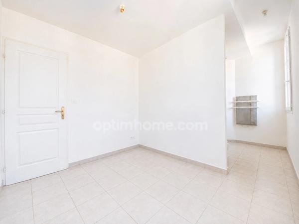Appartement 3 pièces avec terrasse et box à MONTAGNAC (34)