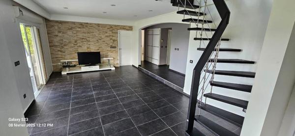 GOSIER: Villa spacieuse meublée toutes charges comprise