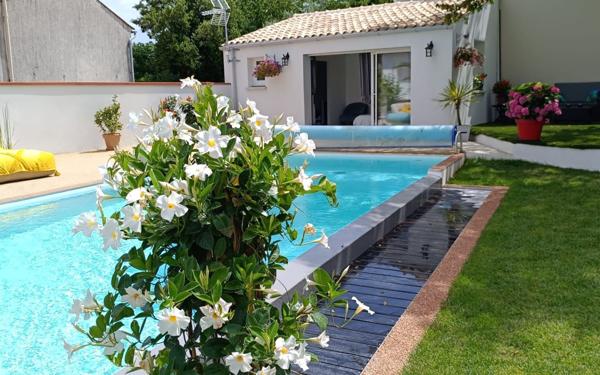 Maison à vendre    5 pièces •  Aigrefeuille-d'Aunis