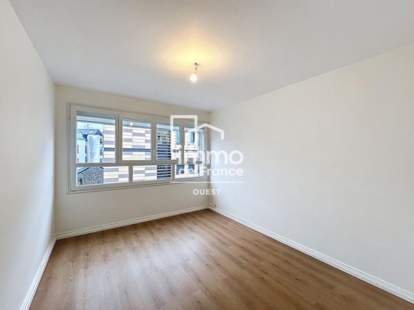 A LOUER LAVAL Appartement T4 de 98.49 m²