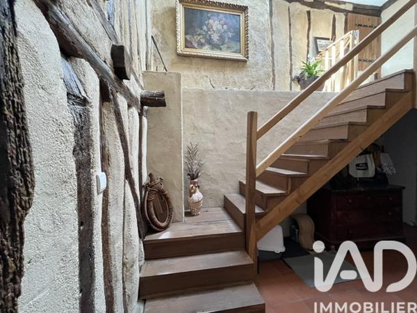 Maison à vendre 10 pièces 317 m² Ciadoux