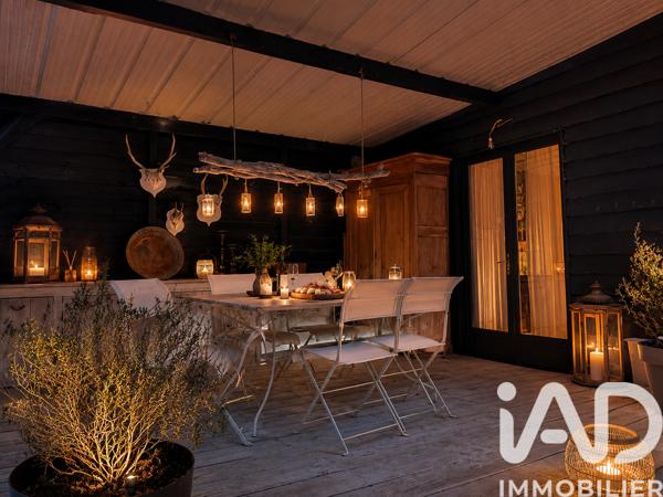 Maison à vendre 10 pièces 317 m² Ciadoux