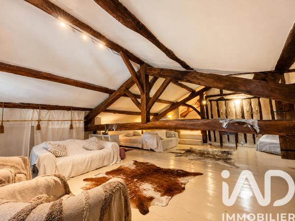 Maison à vendre 10 pièces 317 m² Ciadoux