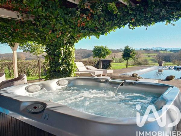 Maison à vendre 10 pièces 317 m² Ciadoux