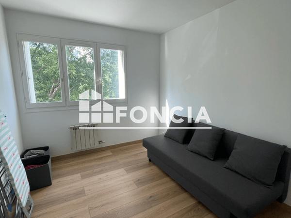 Location Appartement meublé 3 pièces 76.15 m² - 181 RUE DU DOCTEUR CAUVIN Marseille 13012