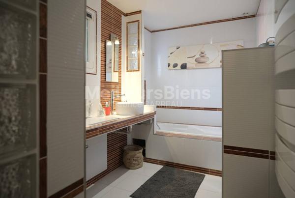 Maison 4 faces de plain pied