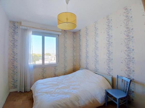 LORIENT : Appartement T5 avec ascenseur et garage