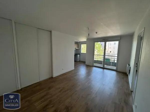 Appartement à louer 2 pièces 42.2m² Clermont-Ferrand (63000)