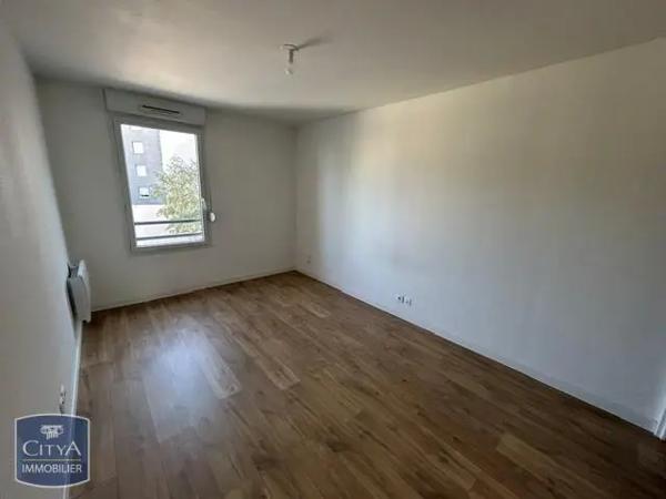 Appartement à louer 2 pièces 42.2m² Clermont-Ferrand (63000)