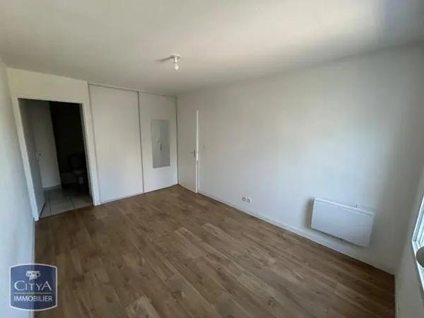 Appartement à louer 2 pièces 42.2m² Clermont-Ferrand (63000)