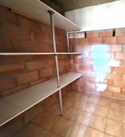 Appartement 3 chambres, balcons et parking