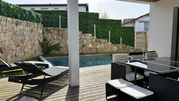 Maison Contemporaine avec Piscine - 5P - 135 m2 1 190 000 €