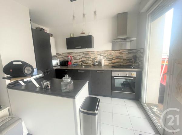 Appartement T3 à vendre  3 pièces - 66,10 m2 ST FONS - 69