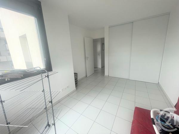 Appartement T3 à vendre  3 pièces - 66,10 m2 ST FONS - 69