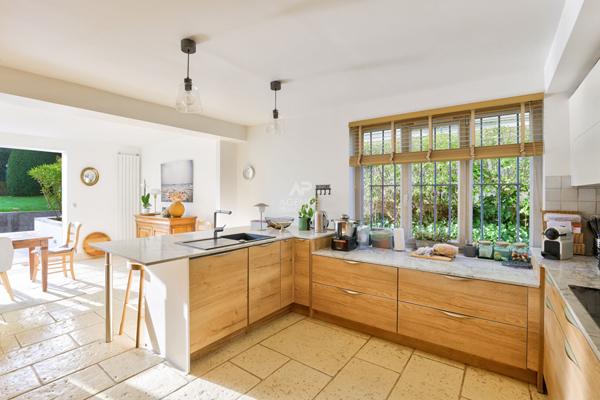 SEVRES RIVE GAUCHE - MAISON CONTEMPORAINE €1 790 000 ** - Référence 555-S