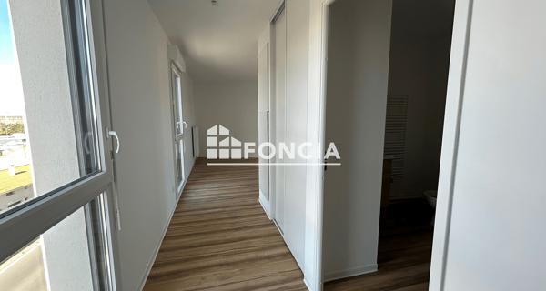 Location Studio 30.44 m² - Cenon 33150