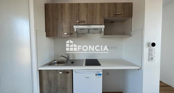 Location Studio 30.44 m² - Cenon 33150