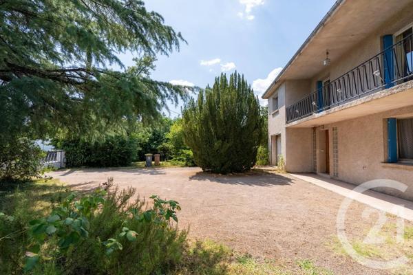 Maison à vendre  8 pièces - 186 m 2   ALBI  - 81