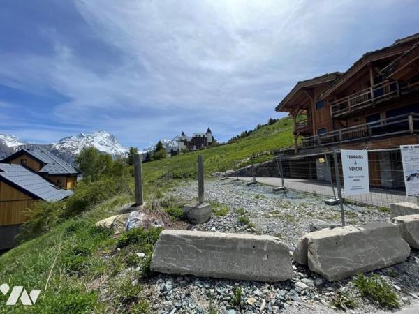 PARCELLE de TERRAIN à bâtir 