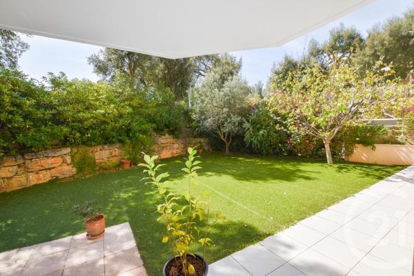 Appartement T3 à vendre  3 pièces - 61 m2 CAVALAIRE SUR MER - 83