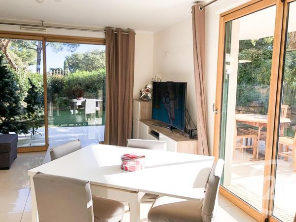 Appartement T3 à vendre  3 pièces - 61 m2 CAVALAIRE SUR MER - 83