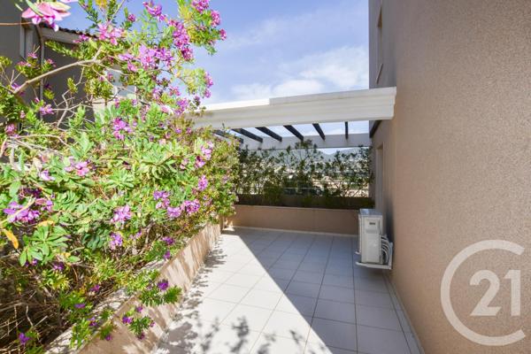 Appartement T3 à vendre  3 pièces - 61 m2 CAVALAIRE SUR MER - 83